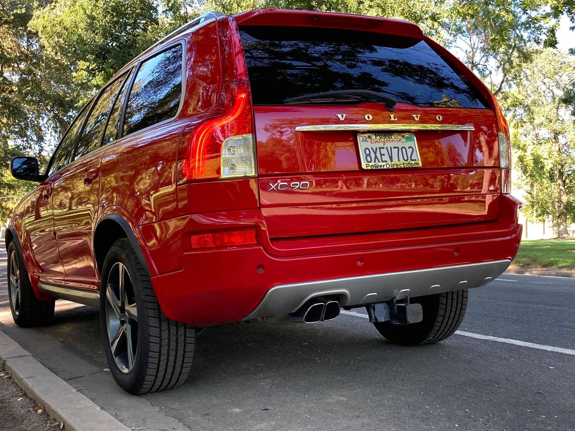 2013 Volvo XC90 - 2013 Volvo XC90 R-Design Red - Used - VIN YV4952CF2D1650675 - 154,000 Miles - 6 cyl - 2WD - Automatic - SUV - Red - Sacramento, CA 95832, United States