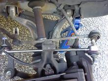 New/ old sway bar link