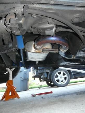 Adding a flowmaster and 2 1/2 inch exhaust. Notice the blue sway. IPD