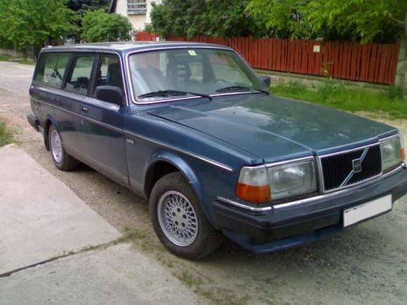 Volvo 240