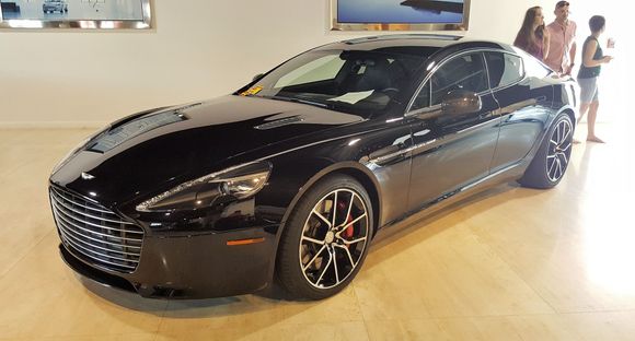 A beautiful Black RAPIDE