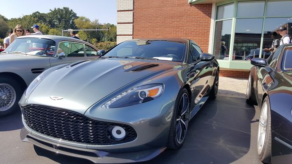 V12 Vantage Zagato