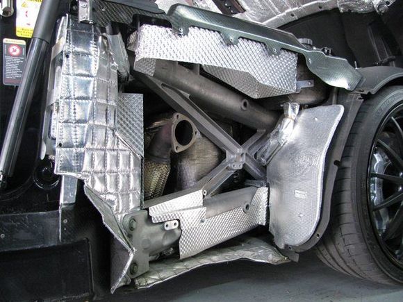 QuickSilver Sports Pipes on a Blacked out Mclaren Mercedes SLR #quicksilverequipped