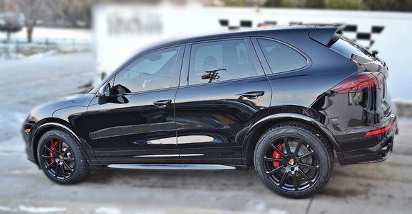 2016 Porsche Cayenne GTS