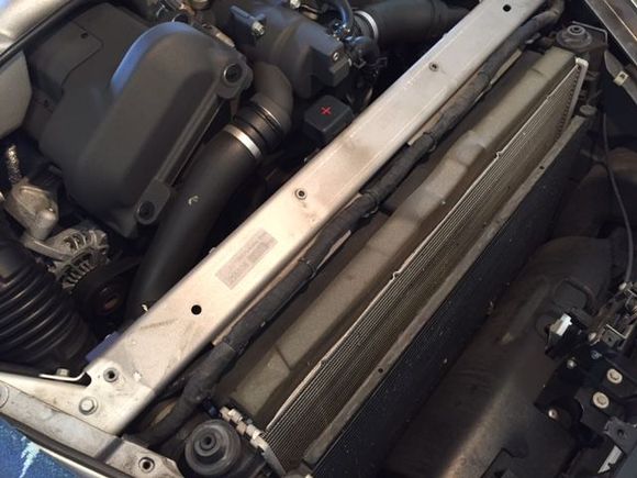 Positive jump point in center of picture before removing bolts.