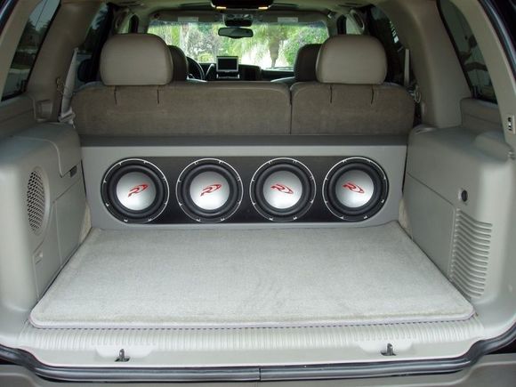 2002 CADILLAC ESCALADE