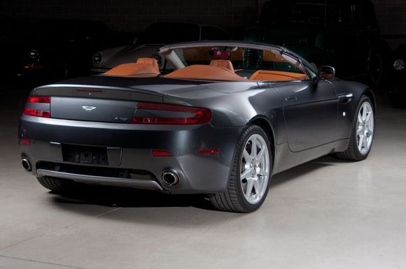 UP 2007 V8 Vantage (5)