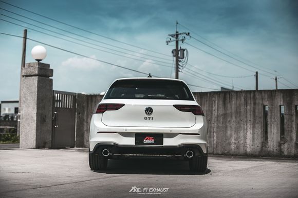 The VW Golf GTI MK8 (OPF Vehicle) is still equipped with OEM exhaust system.