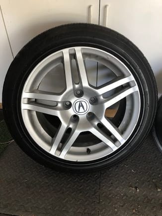 Acura TL P235/45 R17 tire and wheel