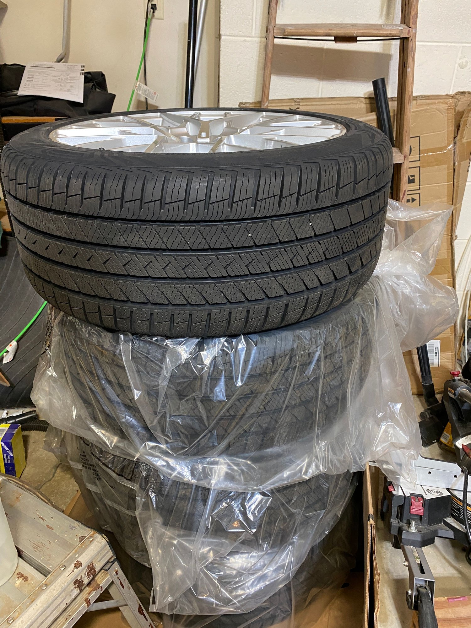 Wheels and Tires/Axles - Audi A4 Wheels and Tires 18" 245/40 - New - 2017 to 2019 Audi A4 Quattro - Wilmington, DE 19810, United States
