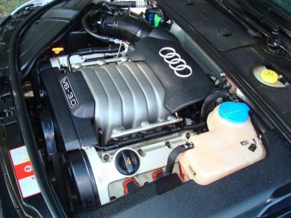 04 Audi A4 Avant Engine