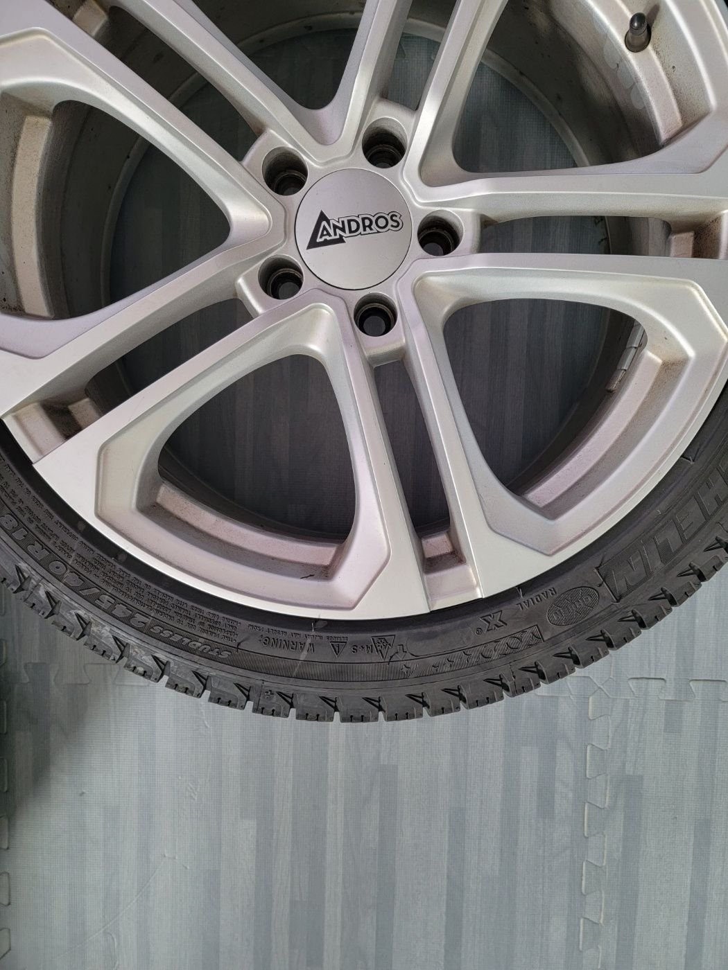 Selling 4 x Michelin X-Ice XI3 245/40/R18 on Andros Spec L Matte 10/32 ...