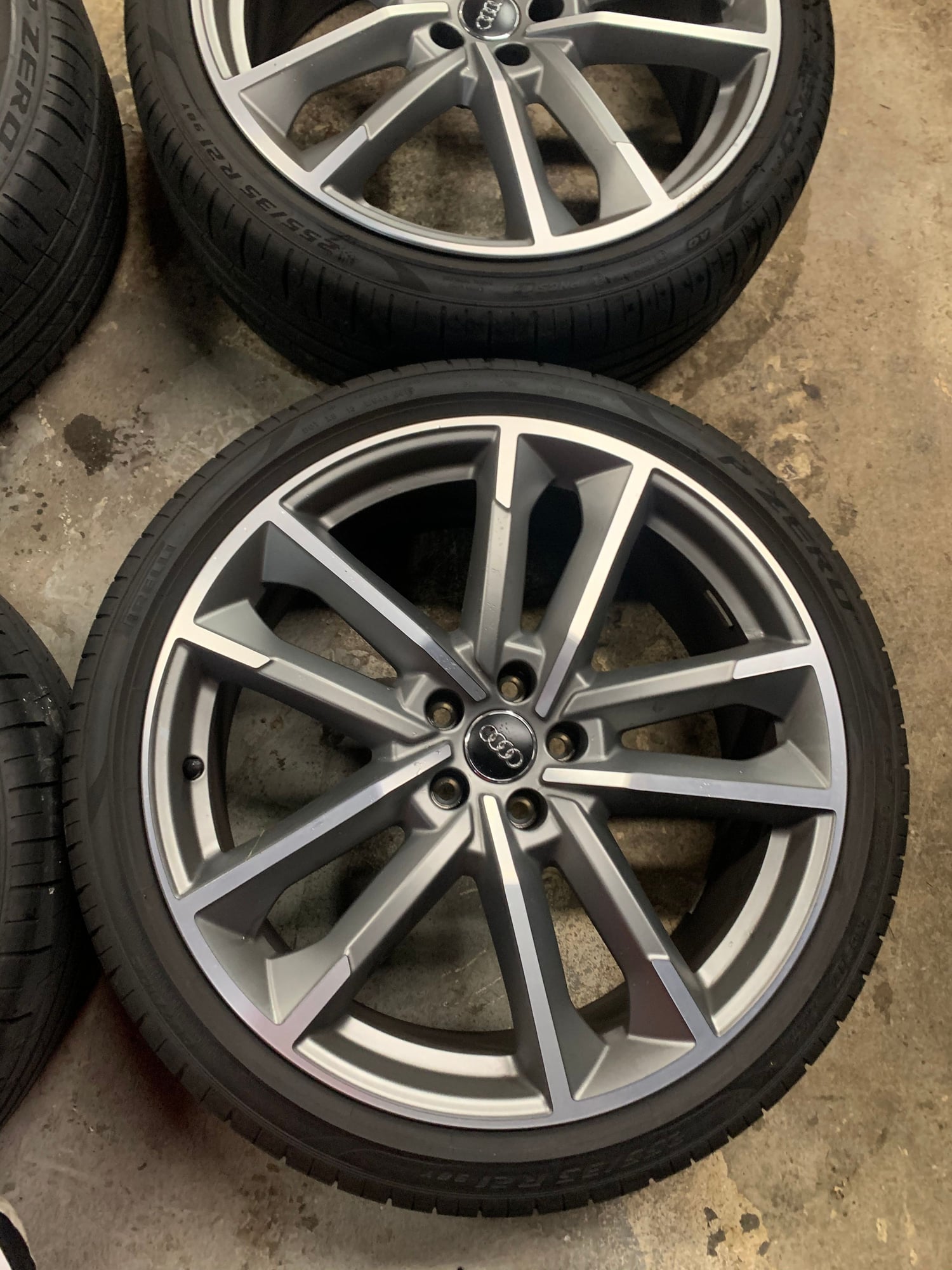 Wheels and Tires/Axles - 21 inch Rims with Tires - Used - 0  All Models - North Providence, RI 02911, United States