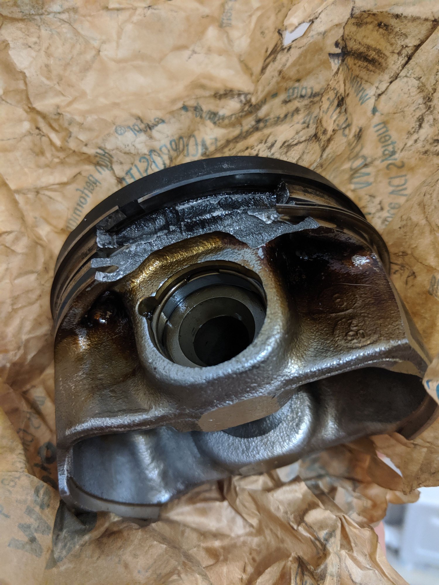 Hole in my piston ( Please help! AudiWorld Forums