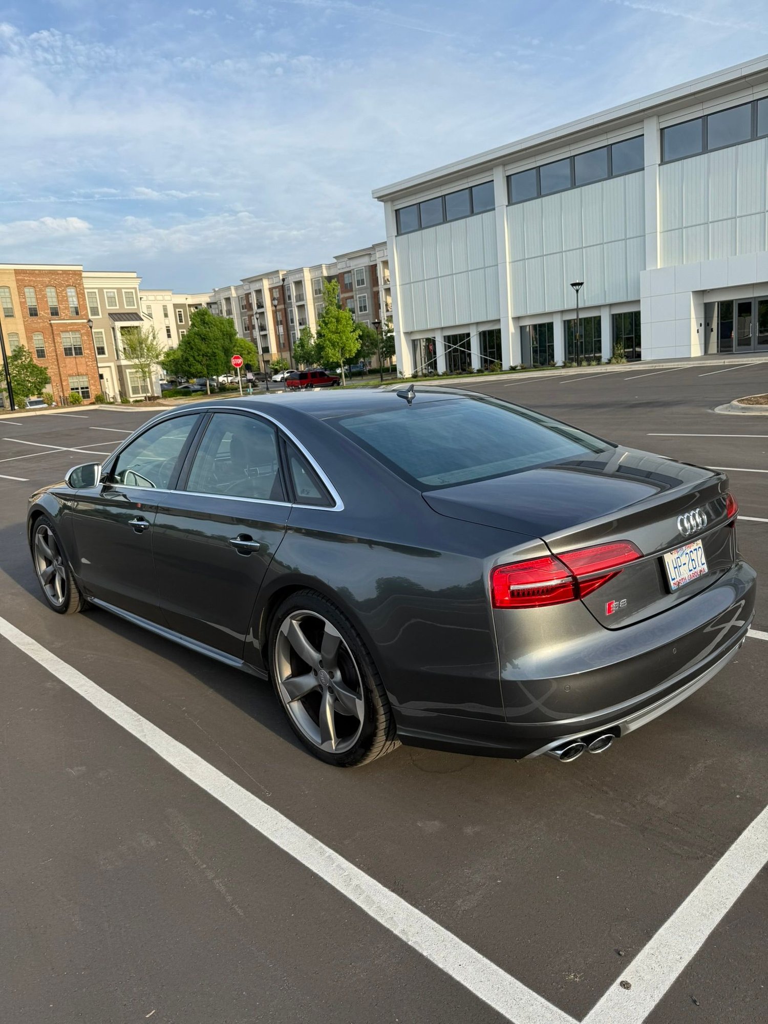 2015 Audi S8 - 2015 Audi S8 - gray - 60.000 mls - Used - VIN WAUK2AF02FN012954 - 59,500 Miles - 8 cyl - AWD - Automatic - Sedan - Gray - Charlotte, NC 28277, United States