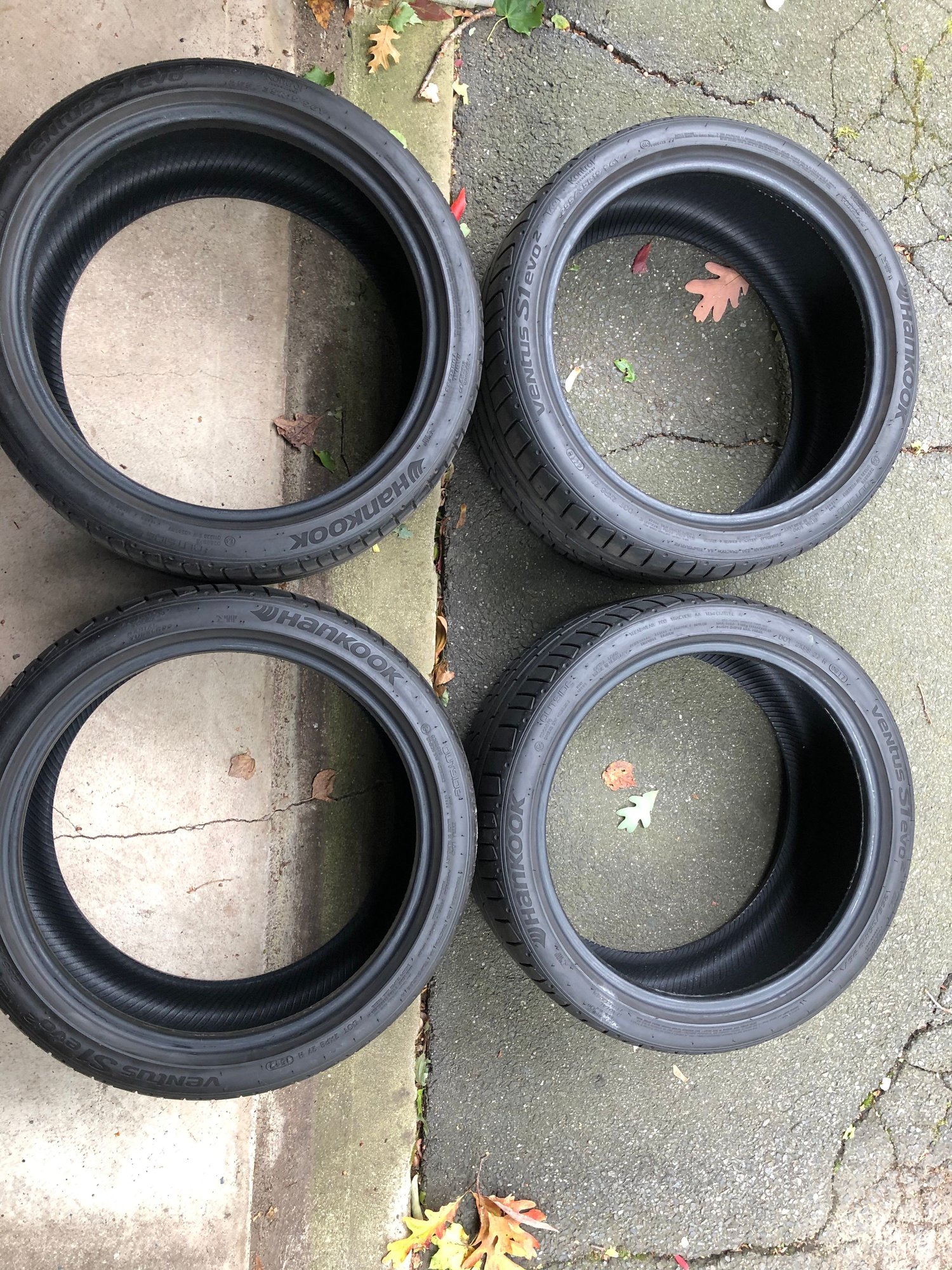 Set of 4 Hankook Ventus S1 Evo2 tires 255/35/R19 - AudiWorld Forums