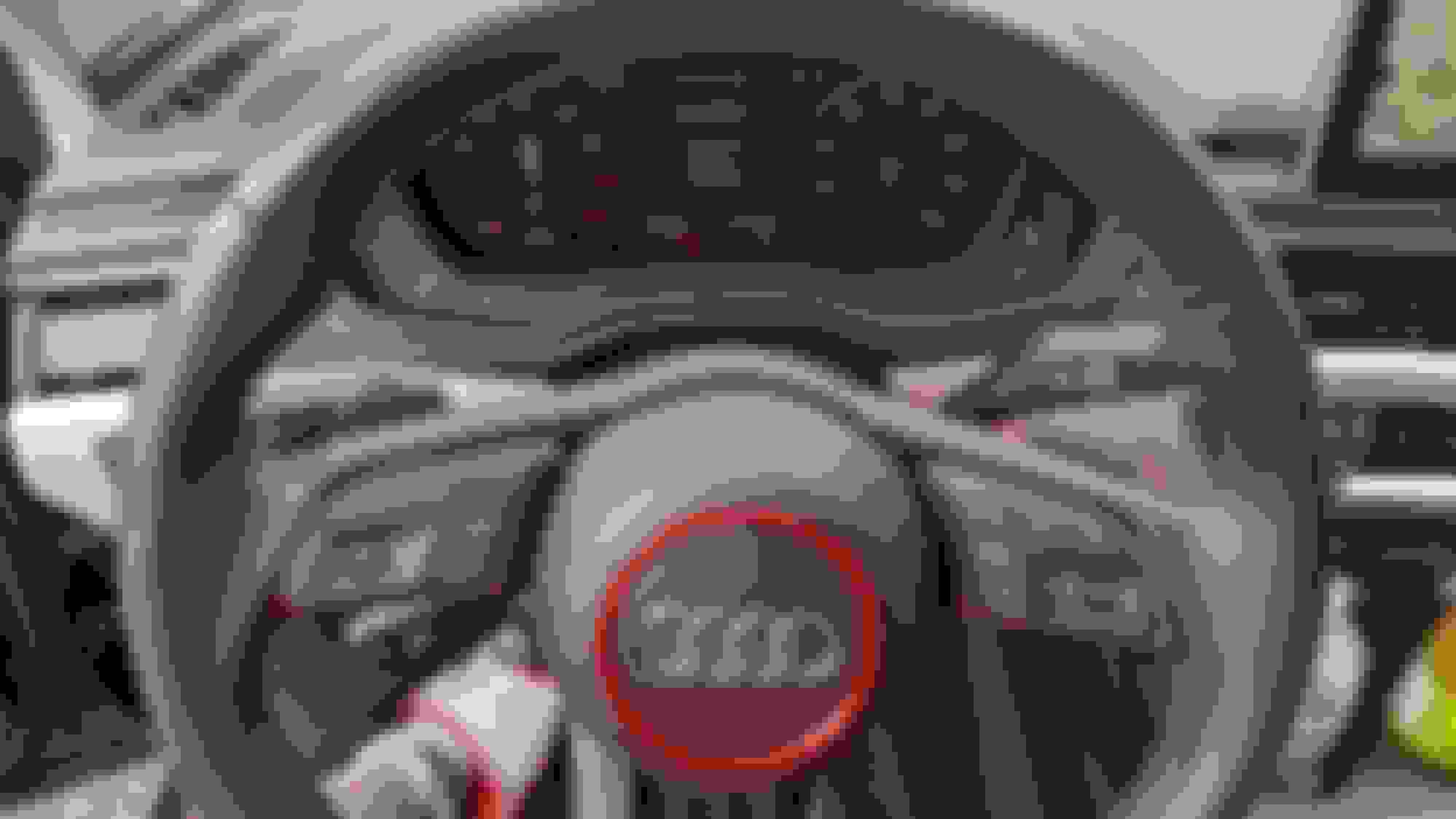 RS5 Sportback Cold Weather Package steering wheel Vs. flat bottom