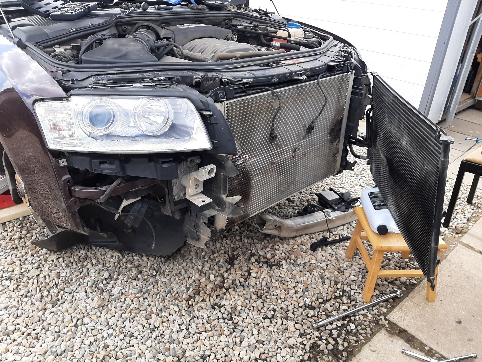 Common Audi Radiator Problem Solved - 7q91s8o