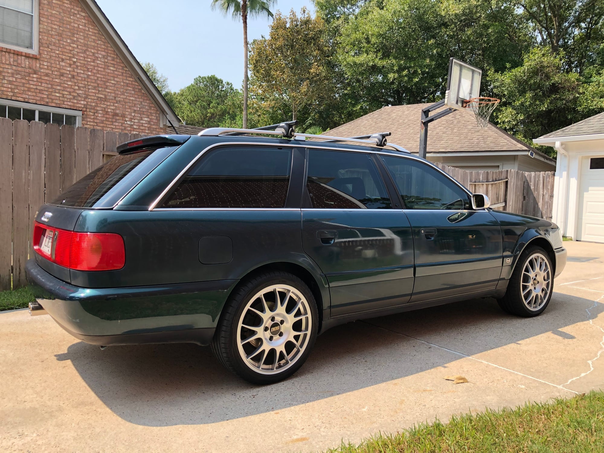 1995 Audi S6 - 1995 Audi URS6 Avant Green/Ecru Houston TX - Used - VIN WAULA84A7SN111014 - 209,123 Miles - 5 cyl - AWD - Manual - Wagon - Other - Houston, TX 77345, United States