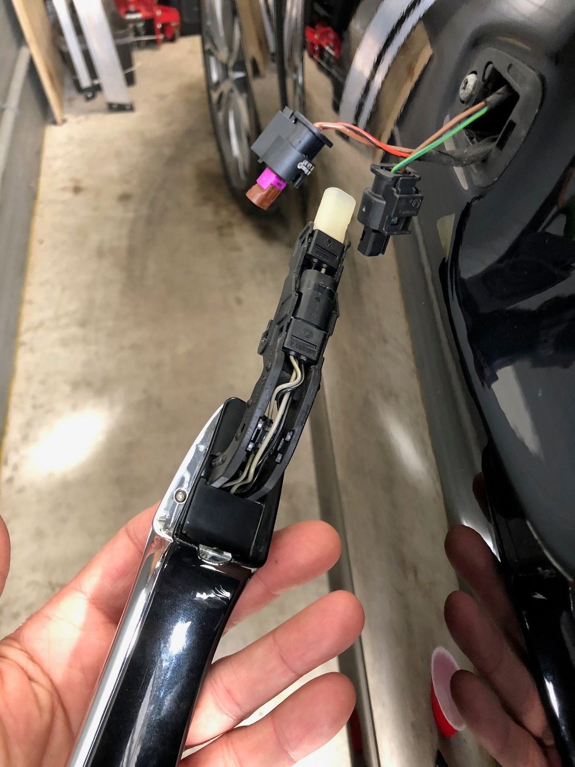 A6 C7 2012 exterior door handle light No Working AudiWorld Forums