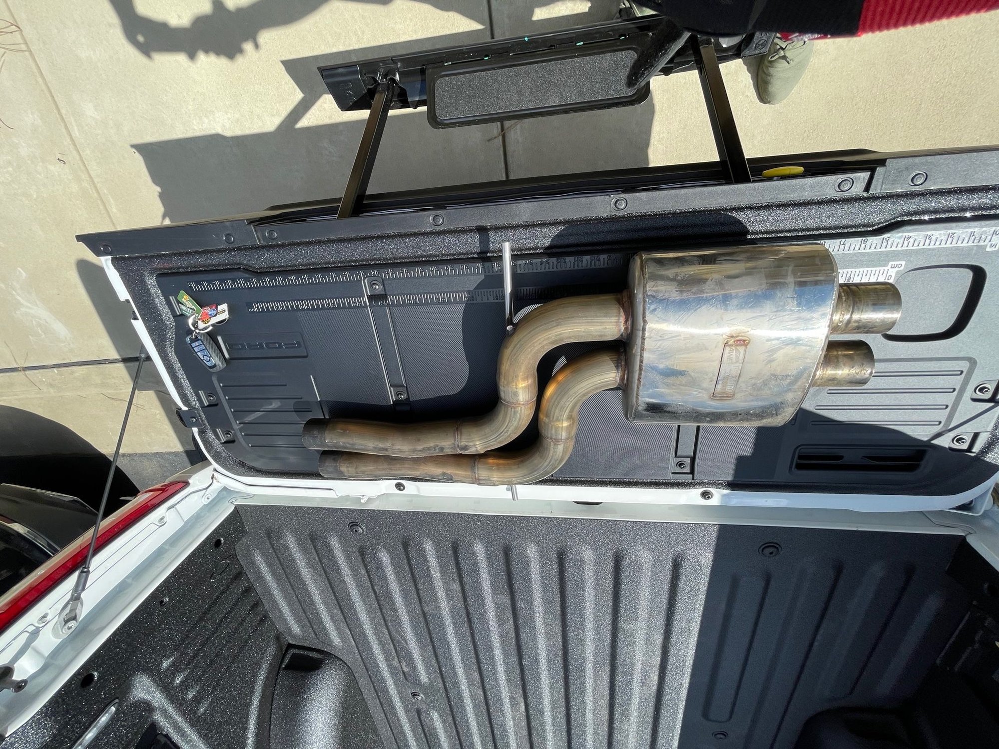 OEM S6 Sport Package Exhaust (black tip w/ Valves) AWE Track Exhaust Midpipe Muffler