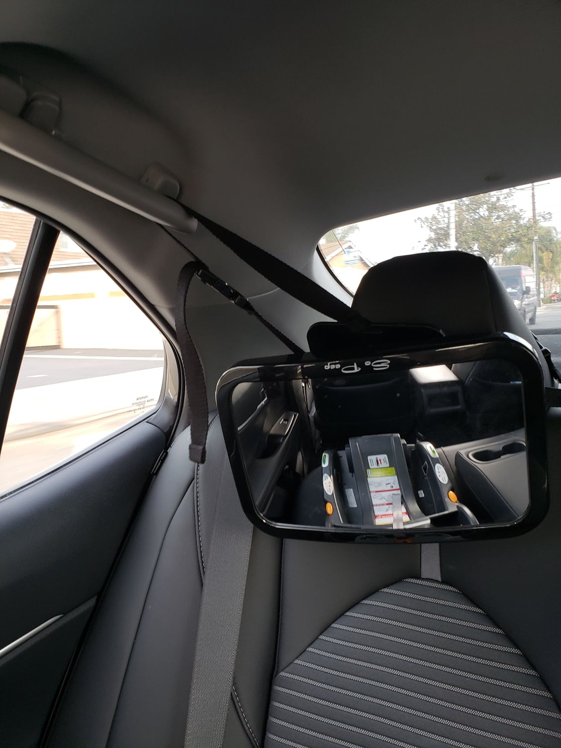 2018 Back seat headrest baby mirror 