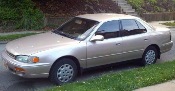 1995 Toyota Camry LE
4cyl Auto
89,000 Miles!  (Only 5k of which are mine.)