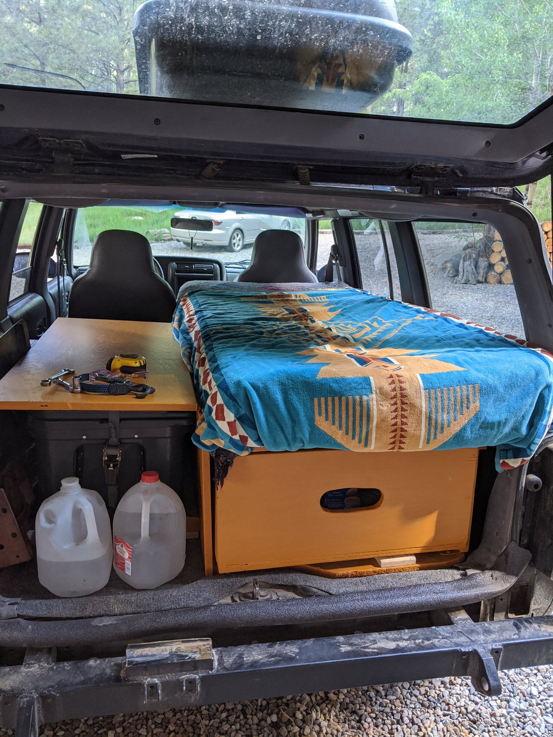 Sleeping setup in a Cherokee [Build] - Jeep Cherokee Forum