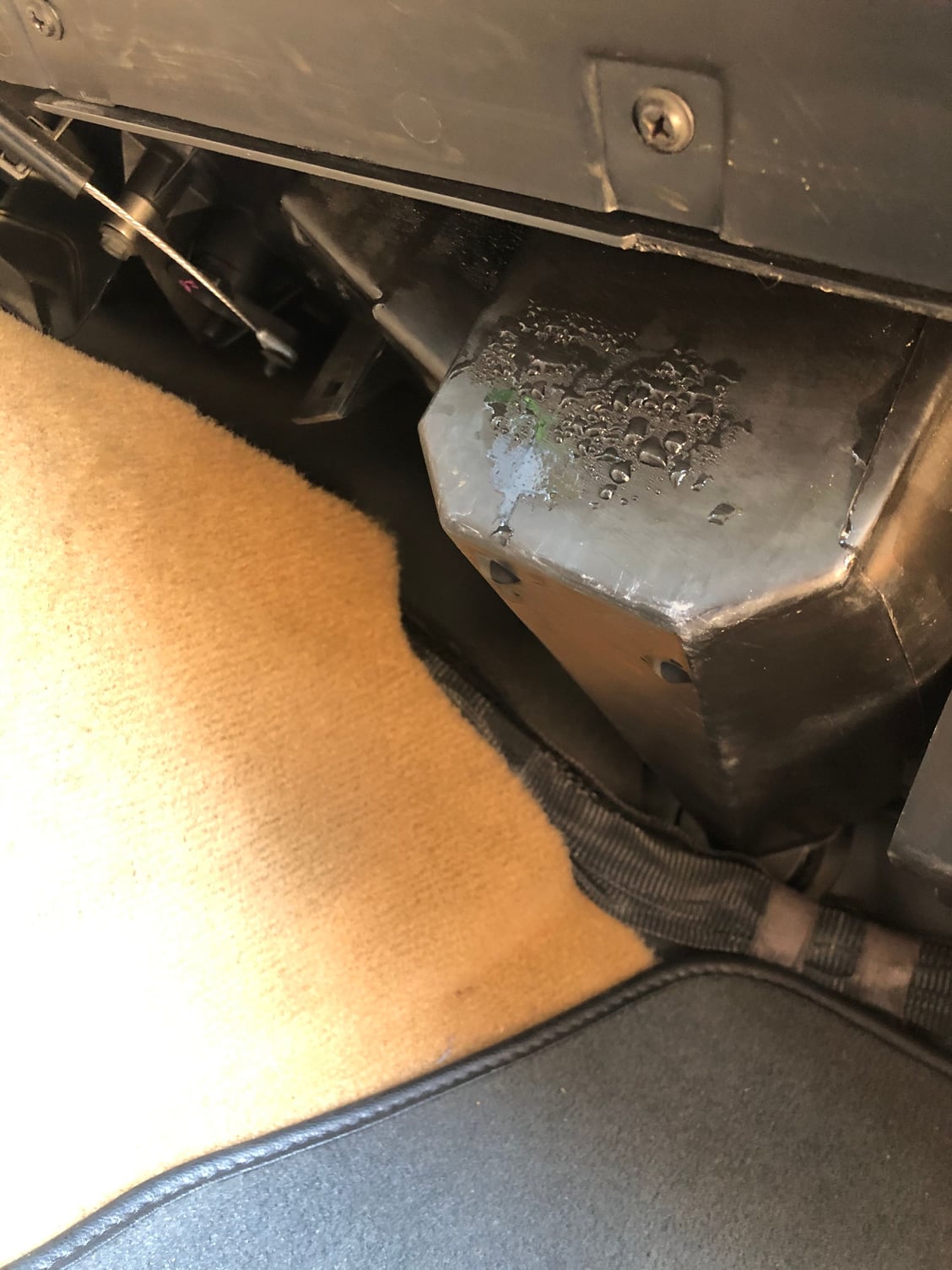 Airco issue? Water dripping on passenger floorboard - Jeep Cherokee Forum