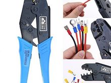 Ratcheting crimper, good!  Consistent results.  (Ignore those cheap vinyl connectors!)