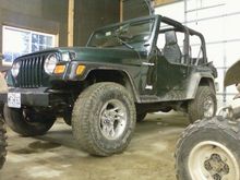 3 inch lift, 31x10.5 x16