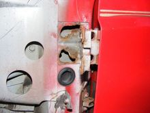 Broken hinge weld