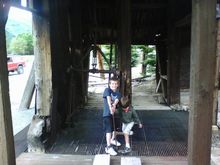 Yankee Girl, Tyler and Jayce working
