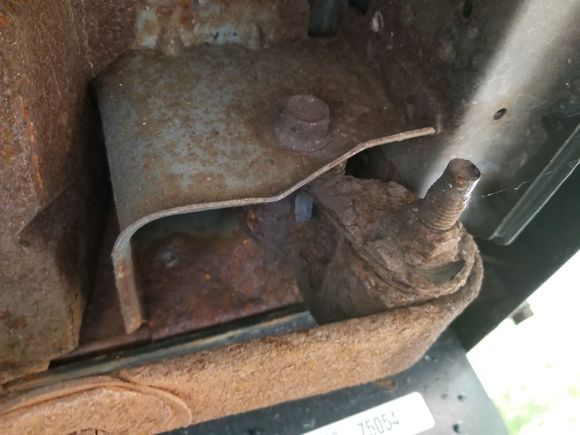 Replacing the shackles when I do my lift (2 weeks away!) the shackle mounts will be cleaned up, examined and painted.