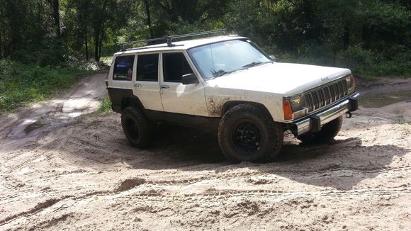 2wd stock w/ cut fenders n' 31s