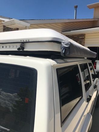 The roof rack was specifically designed for this RTT and an extremely low mount