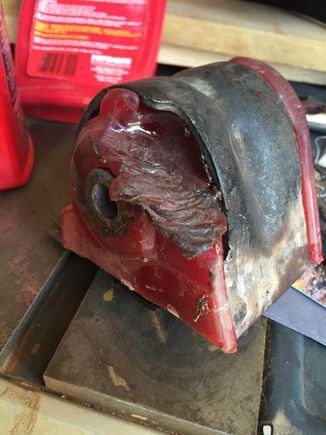 The melted motor mount (such a pain in the arse to get out btw)