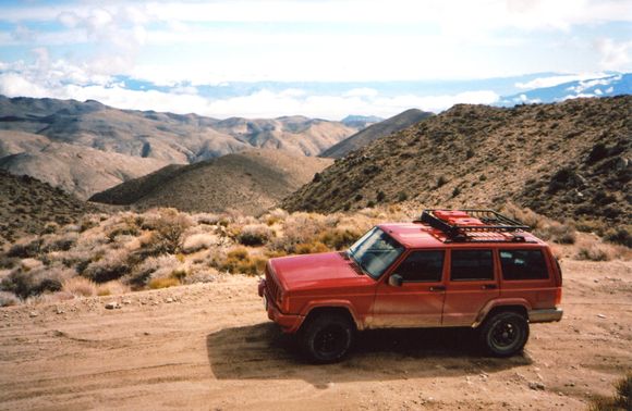 Fuel on roof rack