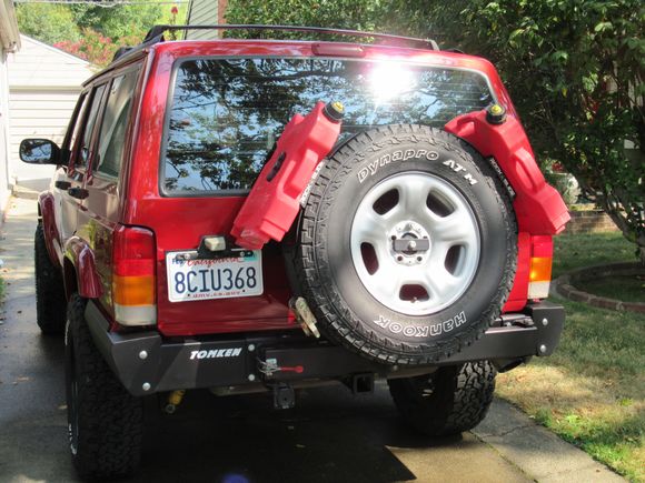 Rockstar's spare tire mount for roto-packs on my XJ