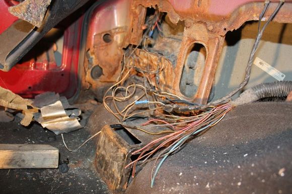 Rear Wiring - driver's side.