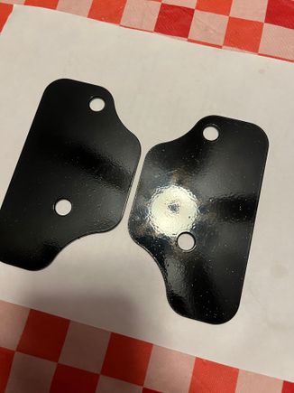 Hard to see the results in the photo, but not awful. Some orange peel was to be expected. These have a black base coat and were top coated with copper metal flake clear coat. Most of the copper flake stuck to the inside of my powder bottle instead of spraying onto my parts. 