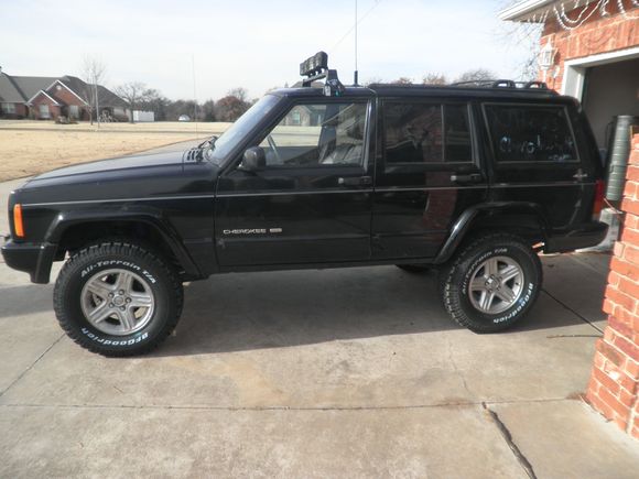 2010~Zone 3 inch lift with new treads.