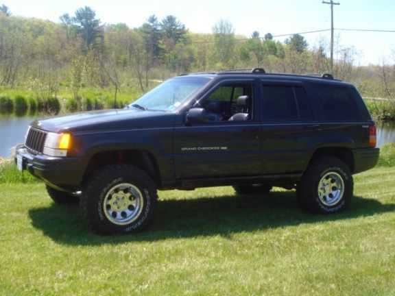 This is my winter beater 98 grand limited 318