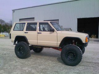 painted, missing front and rear hanson bumper (on the way)