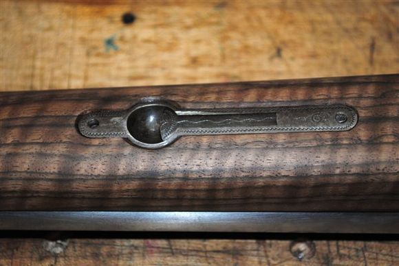 Forend 2 008