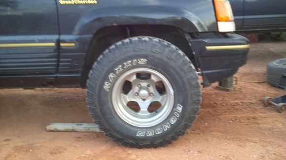 32's