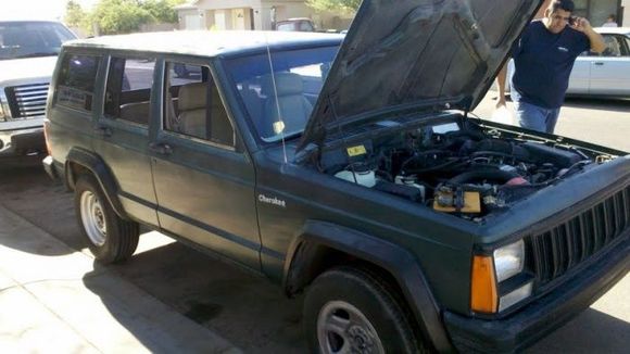 First picture of her before she was mine. guy wanted 1900 i talked him down to 1400!! :)