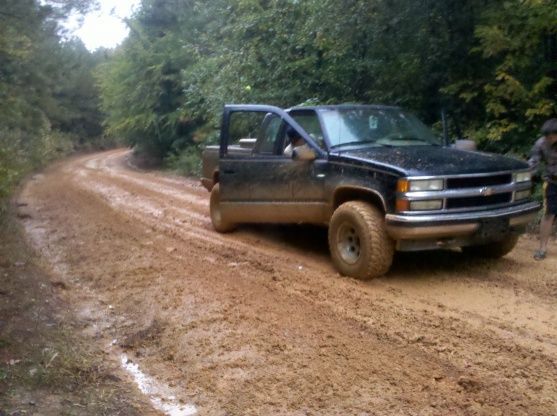 buddies chevy 1500 33'' BFG M/T, 3 inch lift