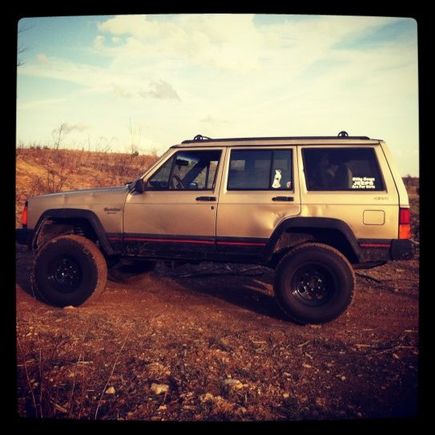 those arent dents, theyre character! (: