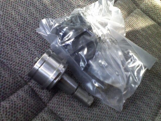 upper and lower ball joint